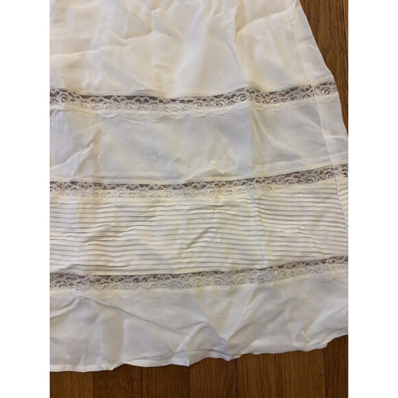 NWT Reformation Ginny Dress Ivory Midi Lace V Neck Button Up Size 0 P Petite - Picture 2 of 8